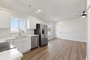 $1,370 | 1215 Corporate Drive, Adrian, MI 49221