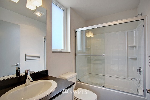 3904 Southwest Findlay Street, Unit 3 Seattle, WA 98136 - Photo 11 of 14 Gallery Image 11