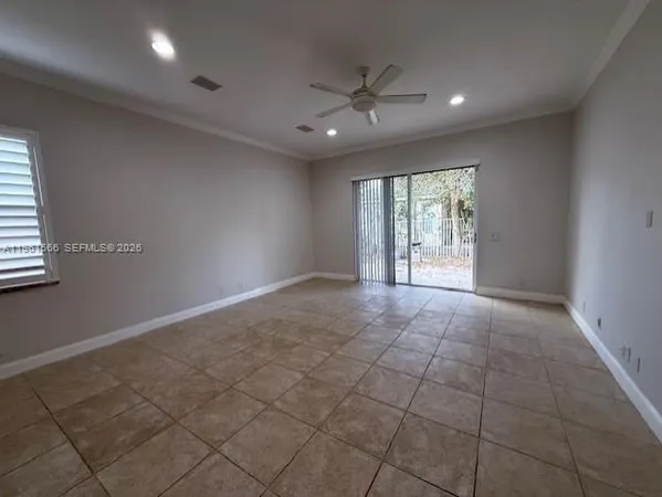 $4,250 | 1538 Winterberry Lane, Weston, FL 33327