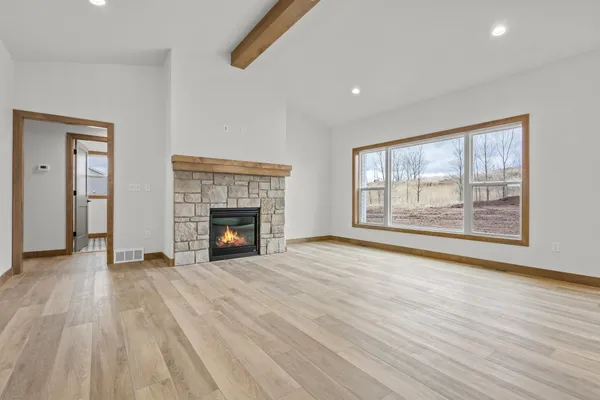 $549,900 | W173 Meadow Ridge Trail, Kaukauna, WI 54130