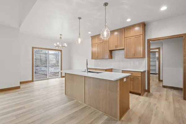 $549,900 | W173 Meadow Ridge Trail, Kaukauna, WI 54130