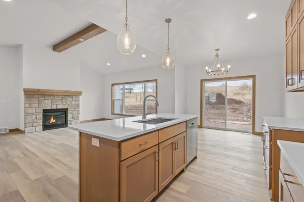 $549,900 | W173 Meadow Ridge Trail, Kaukauna, WI 54130