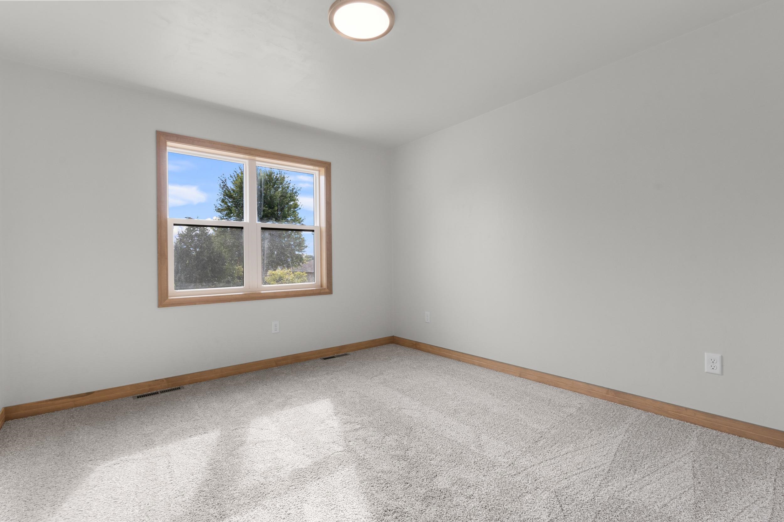 W173 Meadow Ridge Trail Kaukauna, WI 54130 - Photo 33 of 47