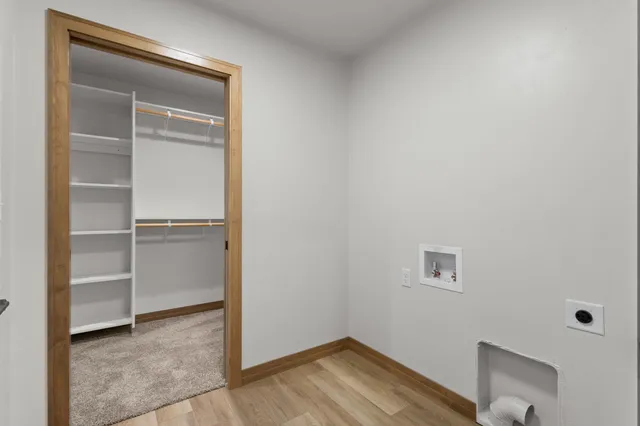 $549,900 | W173 Meadow Ridge Trail, Kaukauna, WI 54130