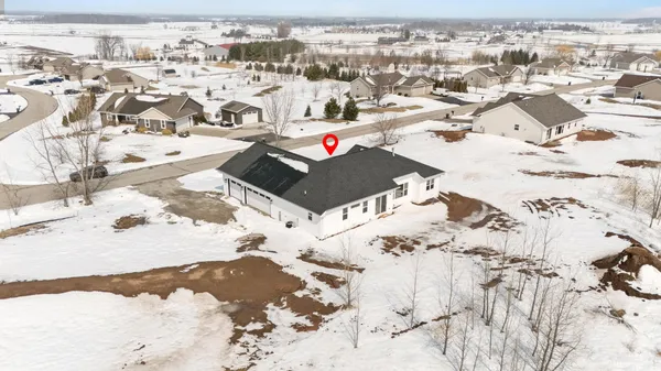 $549,900 | W173 Meadow Ridge Trail, Kaukauna, WI 54130