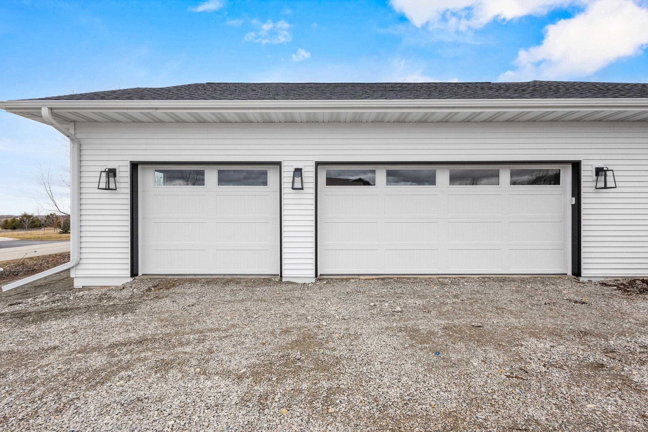 W173 Meadow Ridge Trail Kaukauna, WI 54130 - Photo 7 of 51