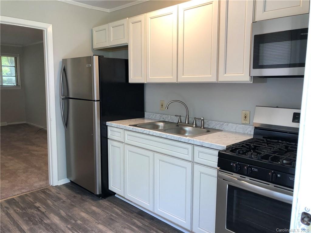 3012 Minnesota Road Charlotte, NC 28208 - Photo 1 of 31