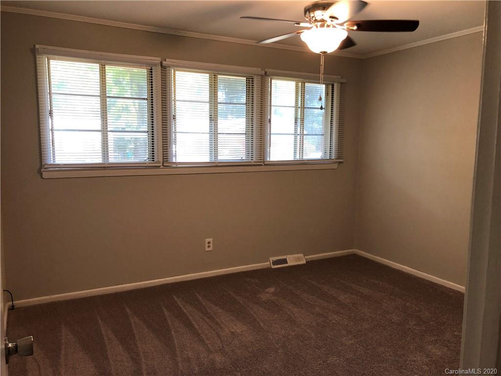 3012 Minnesota Road Charlotte, NC 28208 - Photo 5 of 31