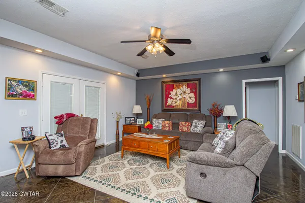 $319,900 | 925 Golf Drive, Saulsbury, TN 38067