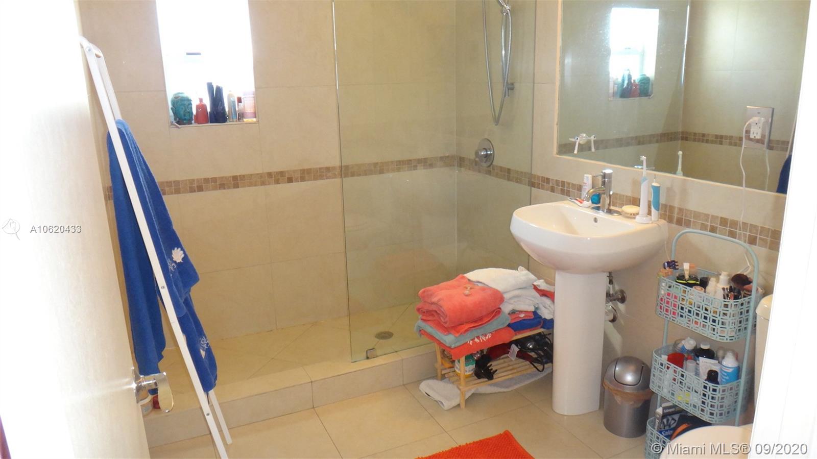 1000 Meridian Avenue, Unit 3 Miami Beach, FL 33139 - Photo 14 of 17