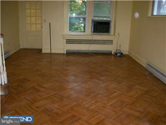 7045 Georgian Road Philadelphia, PA 19138 - Photo 5 of 12 Living Room