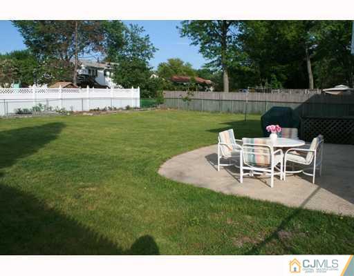 15 Barton Road Old Bridge, NJ 08857 - Photo 2 of 8