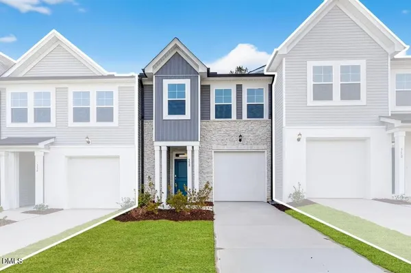 $269,990 | 552 Barrington Row Avenue, Zebulon, NC 27597