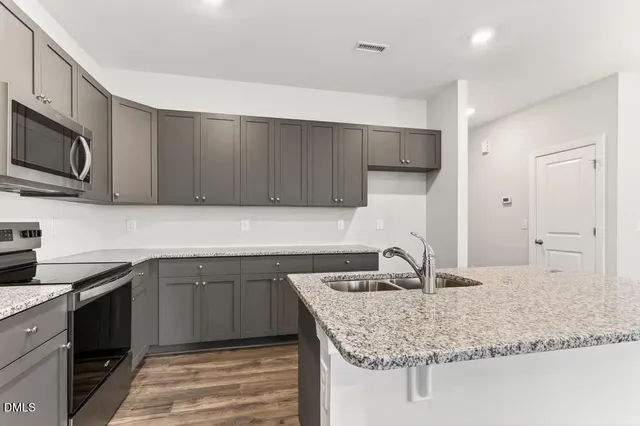 $266,990 | 552 Barrington Row Avenue, Zebulon, NC 27597