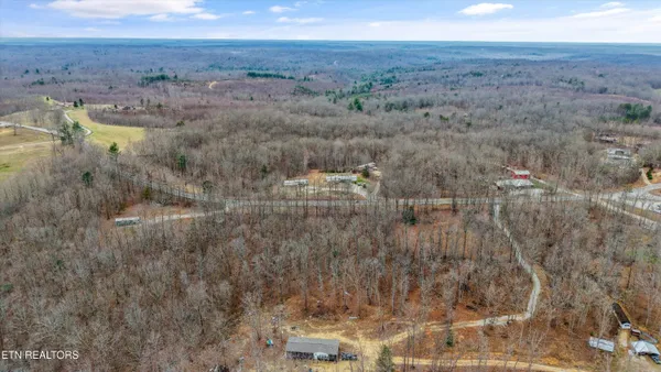$135,000 | 1017 Deer Lodge Highway, Sunbright, TN 37872
