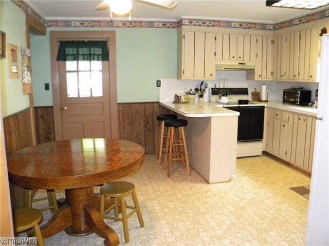 2602 Delta Church Road Sandy Ridge, NC 27046 - Photo 4 of 16 Kitchen.