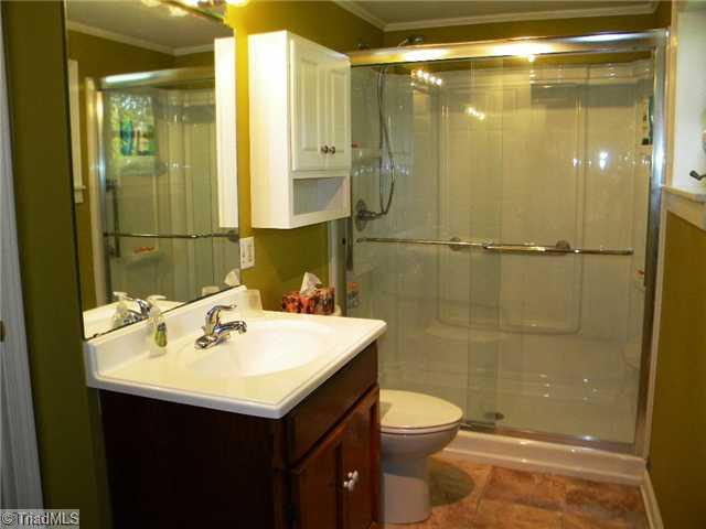 2602 Delta Church Road Sandy Ridge, NC 27046 - Photo 6 of 16 Master Bath/Spa.