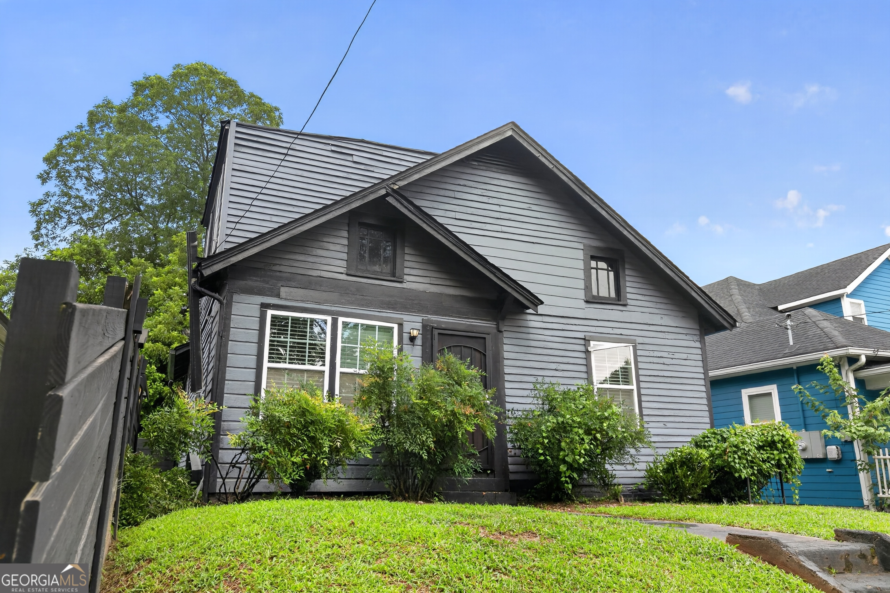 1596 Jonesboro Road Southeast Atlanta, GA 30315 - Photo 2 of 23 Gallery Image 2