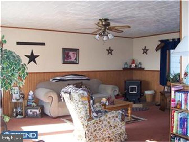 354 Whig Lane Road Pilesgrove, NJ 08098 - Photo 11 of 11 Living Room