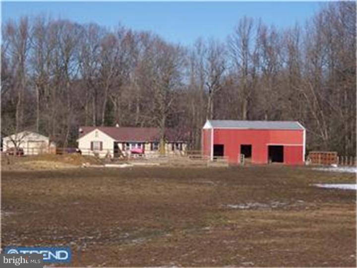 354 Whig Lane Road Pilesgrove, NJ 08098 - Photo 9 of 11 View
