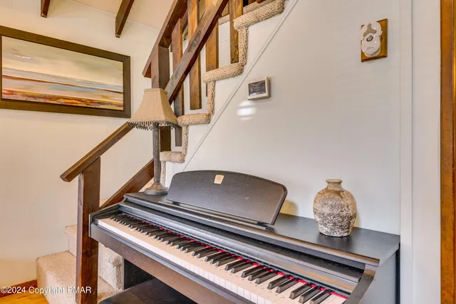 a view of an entryway