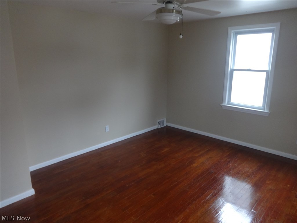 4078 Bushnell Road University Heights, OH 44118 - Photo 15 of 35
