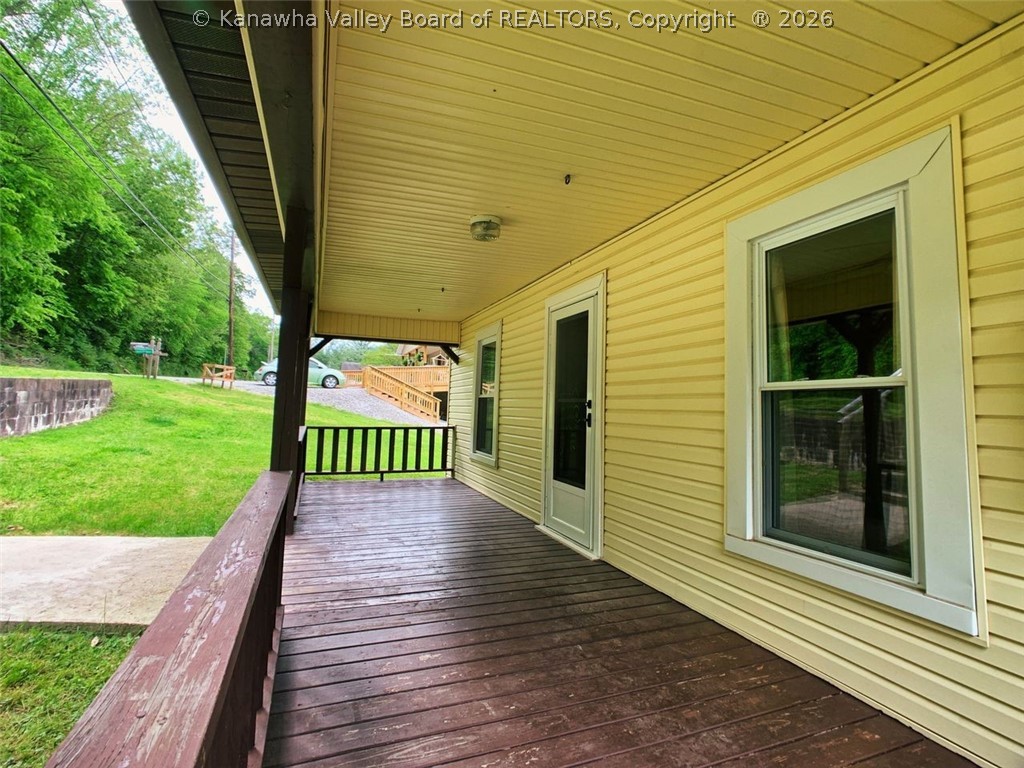 5341 A Elk River Road North Elkview, WV 25071 - Photo 6 of 38 Gallery Image 6