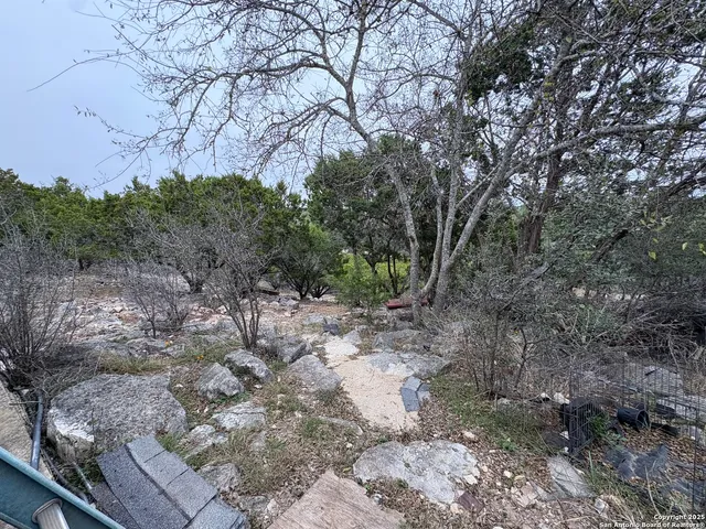 $124,900 | 180 Indian Hills Drive South, Kerrville, TX 78028