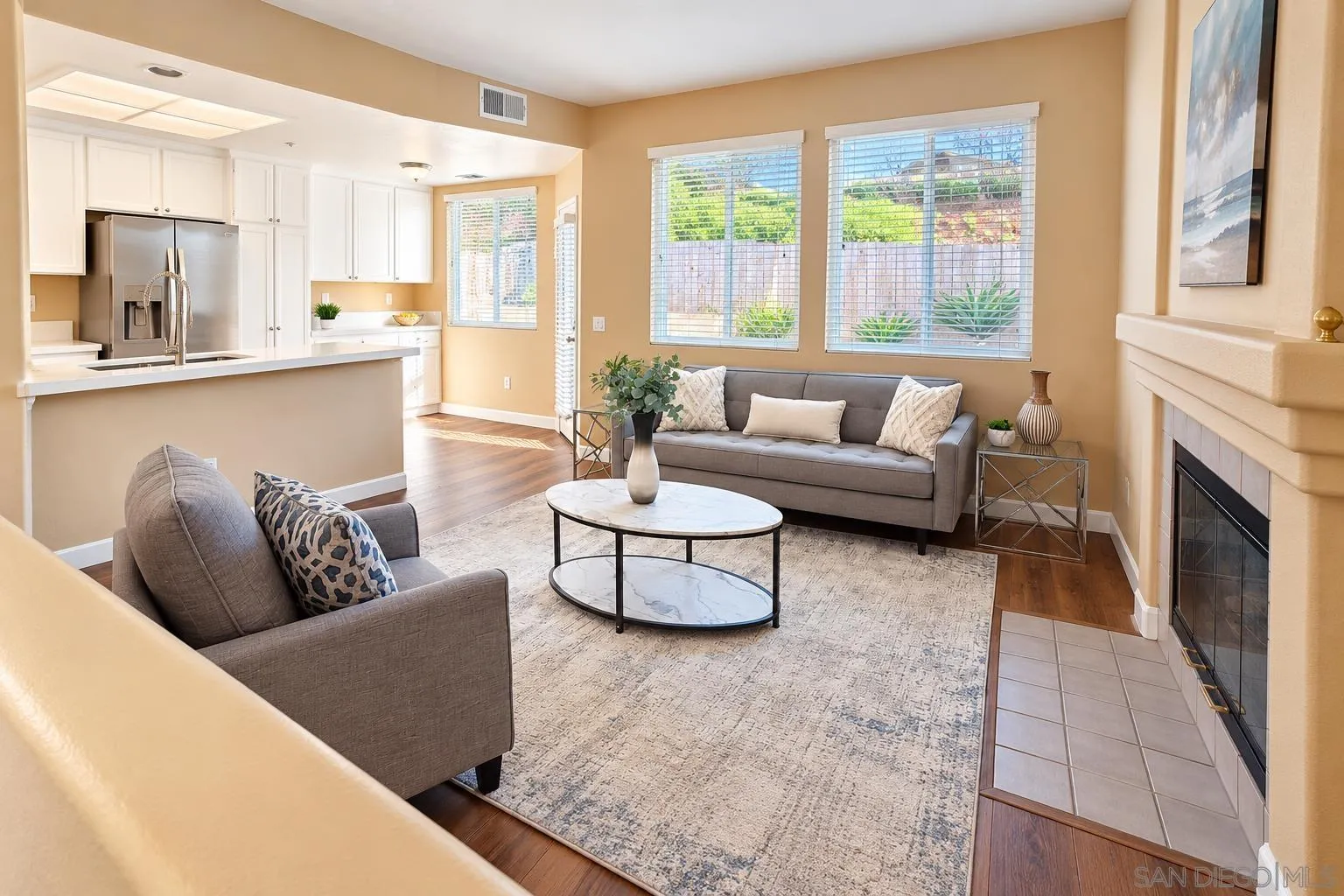 609 Paseo Rio Vista, CA 92081 - Photo 5 of 36 Gallery Image 5