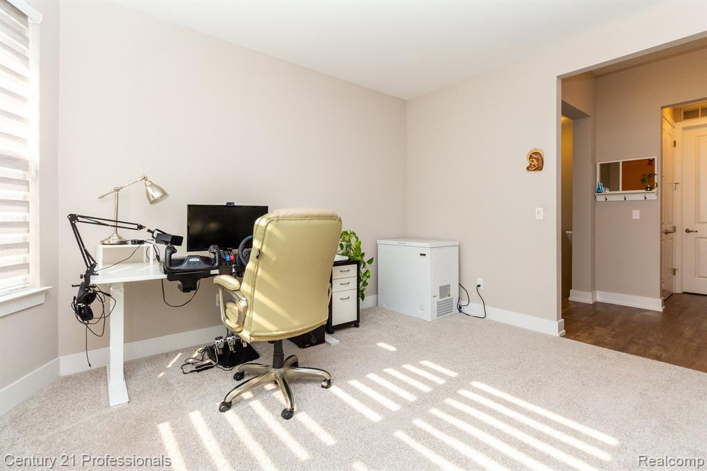 2544 Rosemond Lane Rochester, MI 48309 - Photo 25 of 47 Gallery Image 25