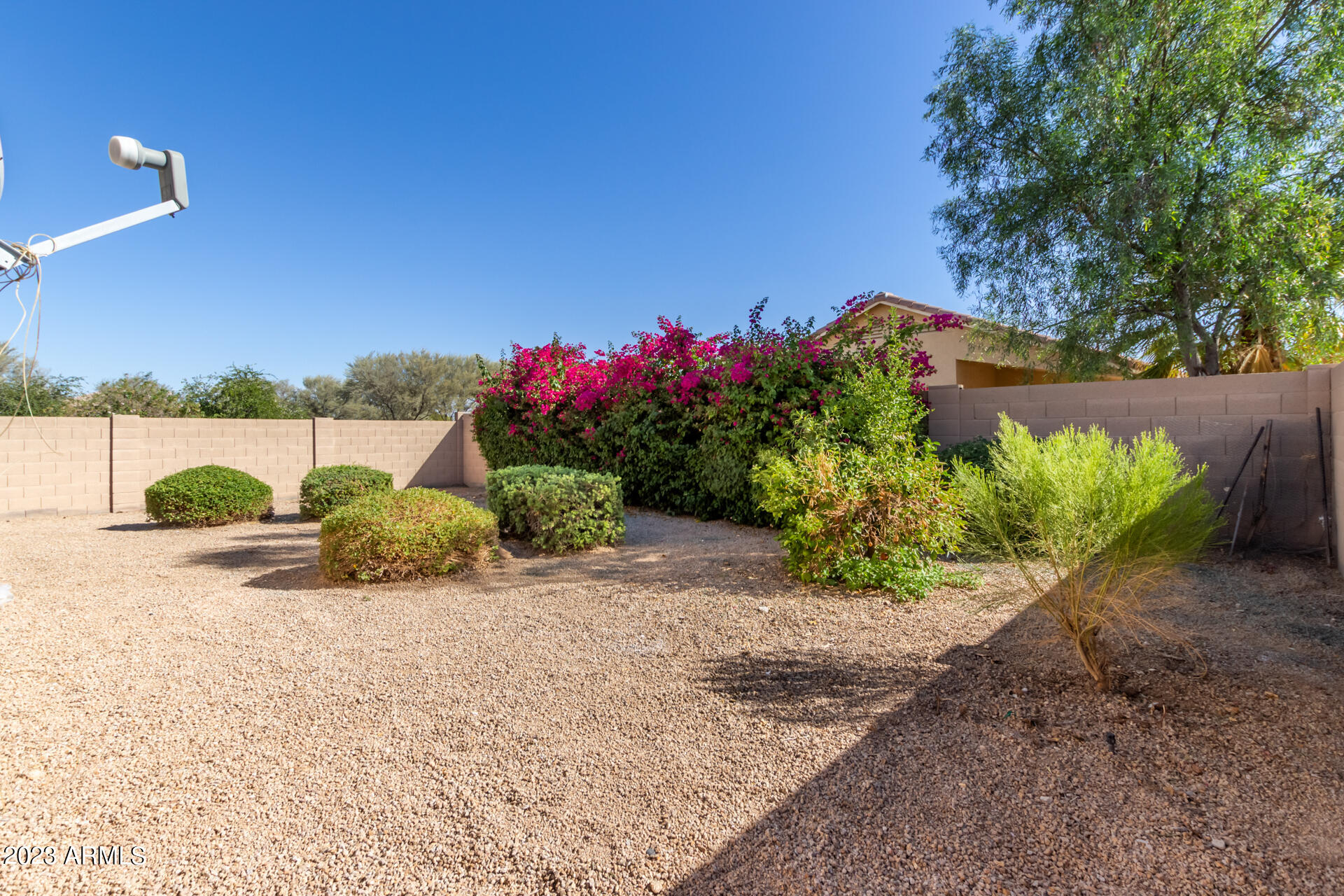 17715 West Redfield Road Surprise, AZ 85388 - Photo 28 of 33