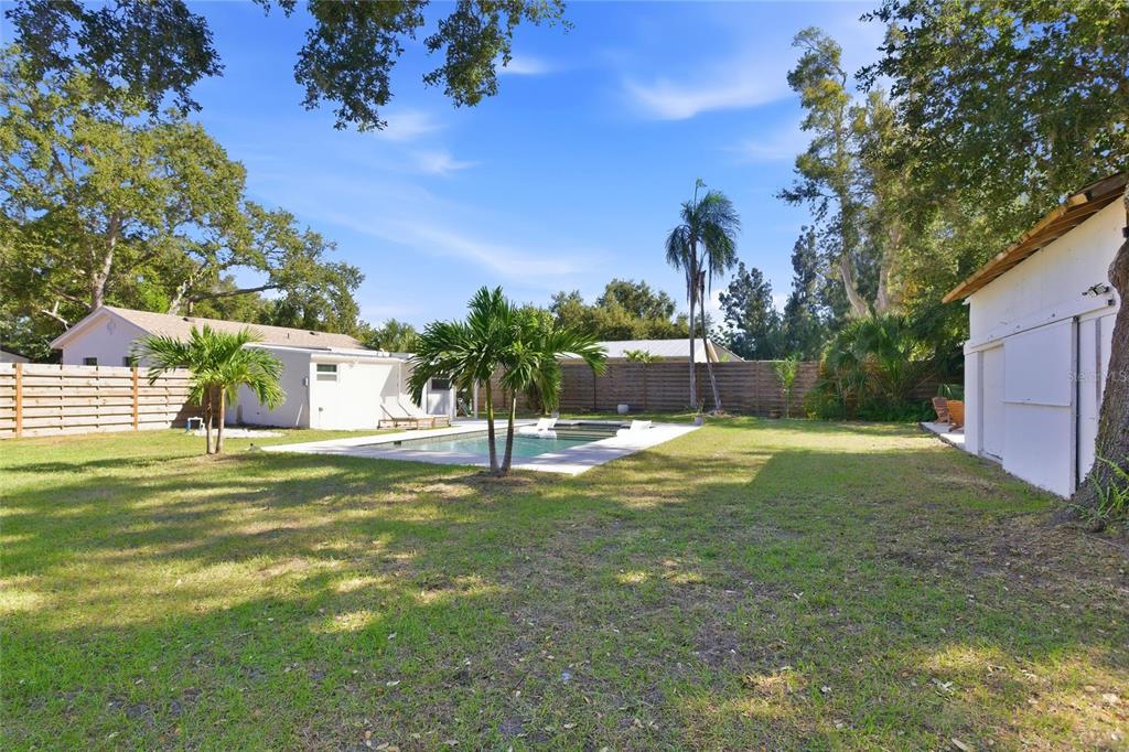 2826 Marlette Street Sarasota, FL 34231 - Photo 22 of 38