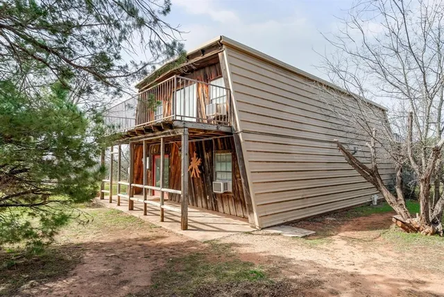 $230,000 | 950 Maxwell Street, Buffalo Gap, TX 79508