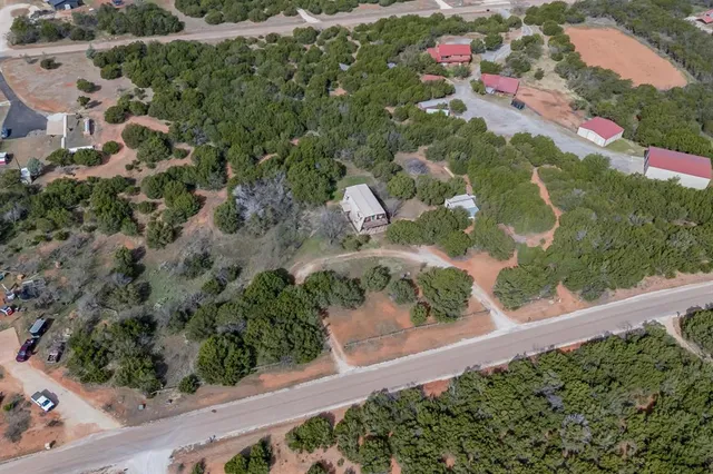 $230,000 | 950 Maxwell Street, Buffalo Gap, TX 79508