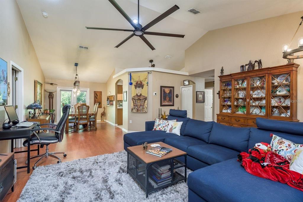 7182 Griffin Road Brooksville, FL 34601 - Photo 10 of 29