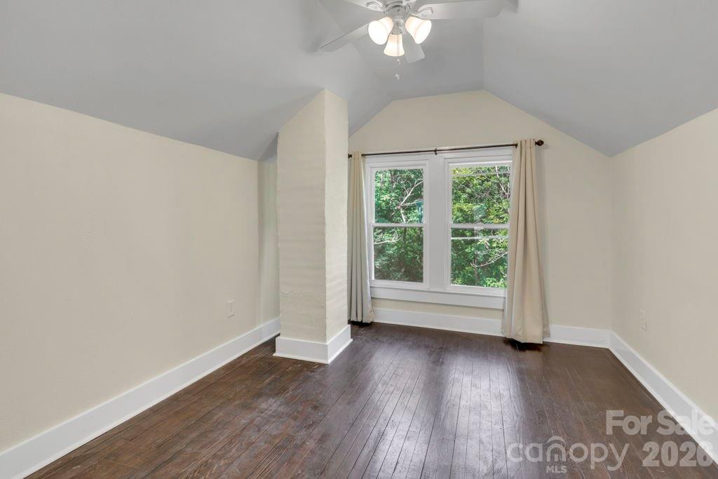 1415 Roan Road Spruce Pine, NC 28777 - Photo 33 of 42