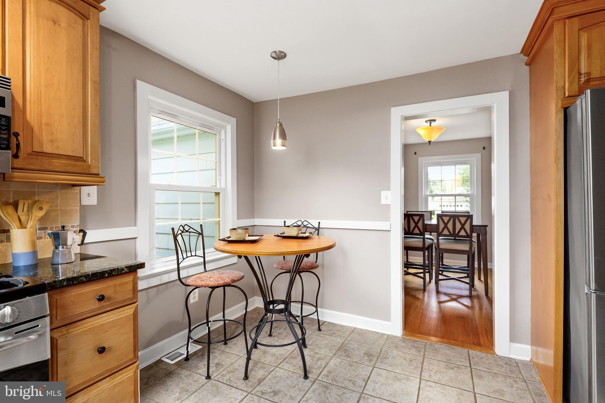 112 Roxboro Road Trenton, NJ 08648 - Photo 13 of 36