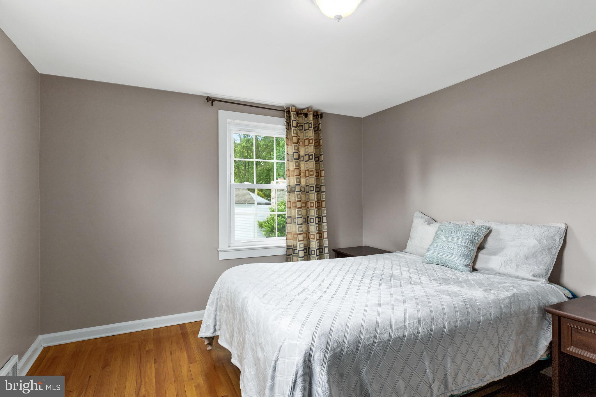 112 Roxboro Road Trenton, NJ 08648 - Photo 23 of 36