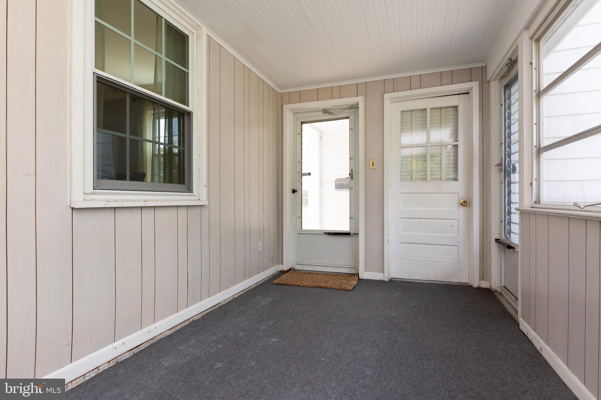 112 Roxboro Road Trenton, NJ 08648 - Photo 28 of 36
