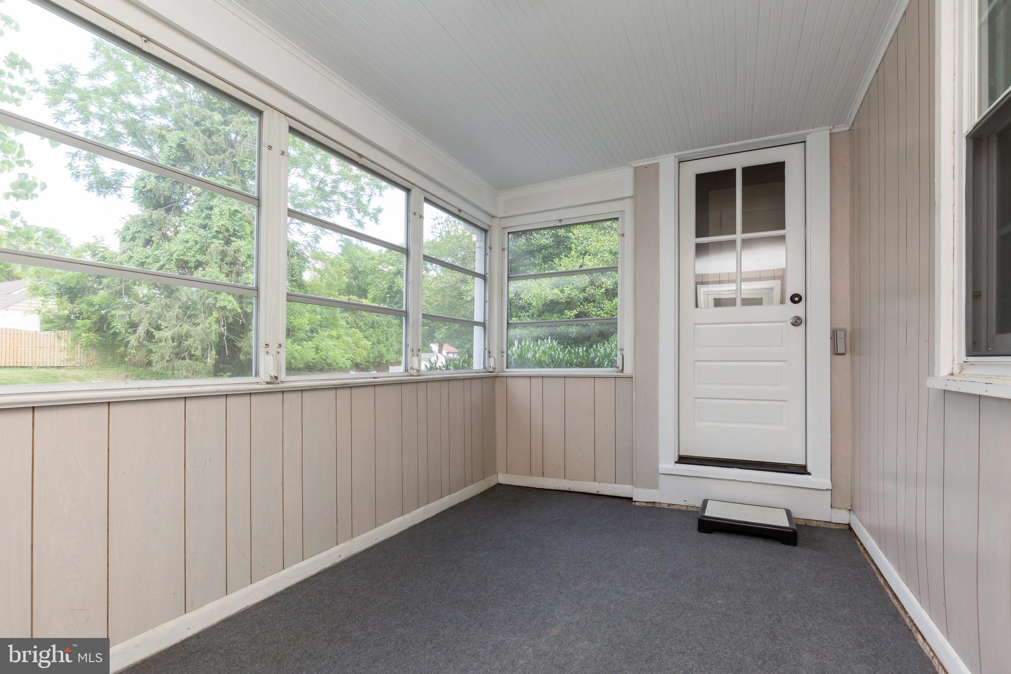 112 Roxboro Road Trenton, NJ 08648 - Photo 29 of 36