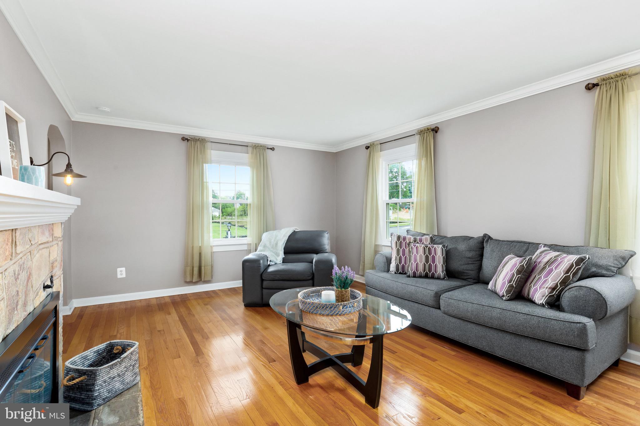 112 Roxboro Road Trenton, NJ 08648 - Photo 7 of 36