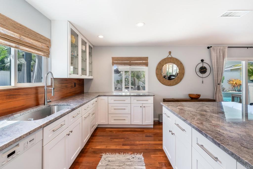 415 Via Emily Avenue Oceanside, CA 92057 - Photo 11 of 28