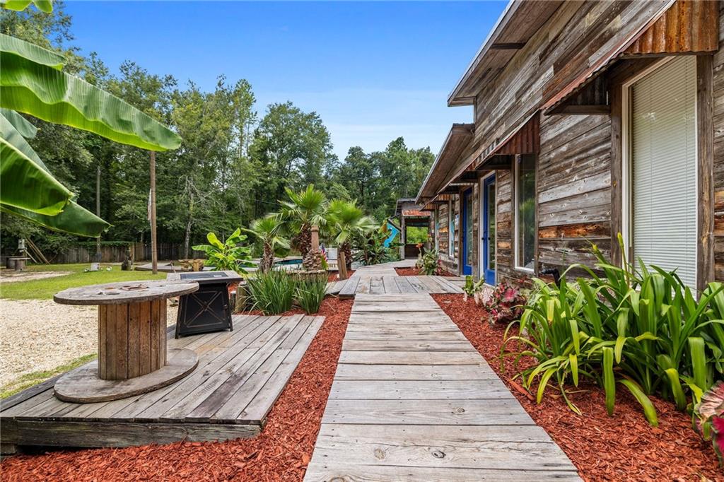 42592 North Thibodeaux Road Ponchatoula, LA 70454 - Photo 5 of 33 Gallery Image 5