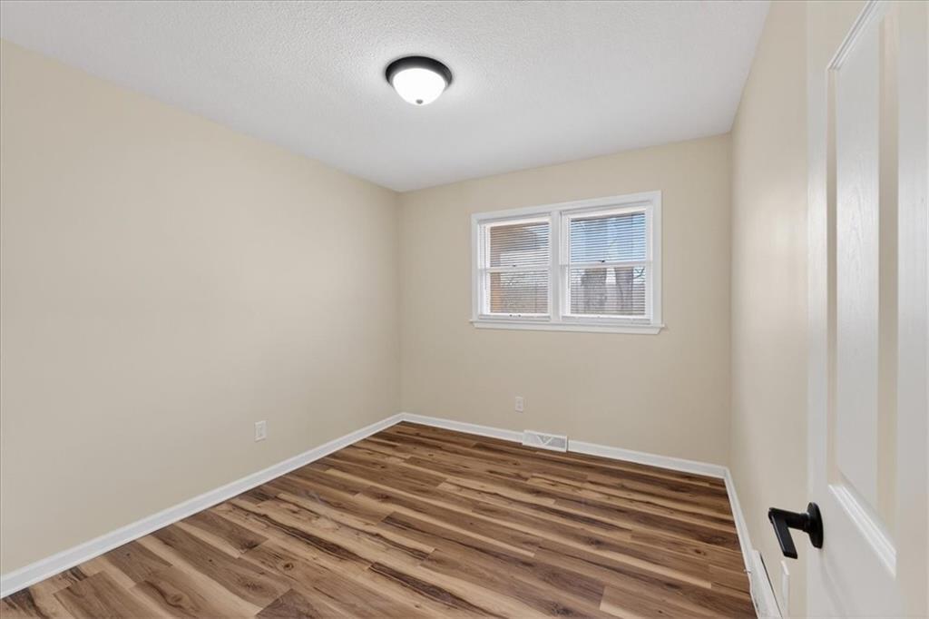 13505 East Kentucky Road Independence, MO 64050 - Photo 13 of 29