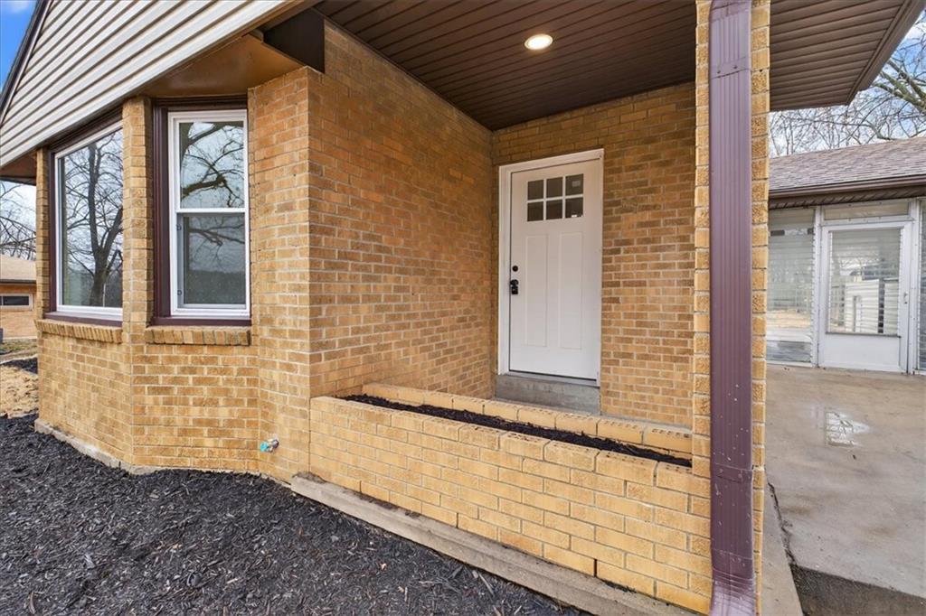 13505 East Kentucky Road Independence, MO 64050 - Photo 4 of 29