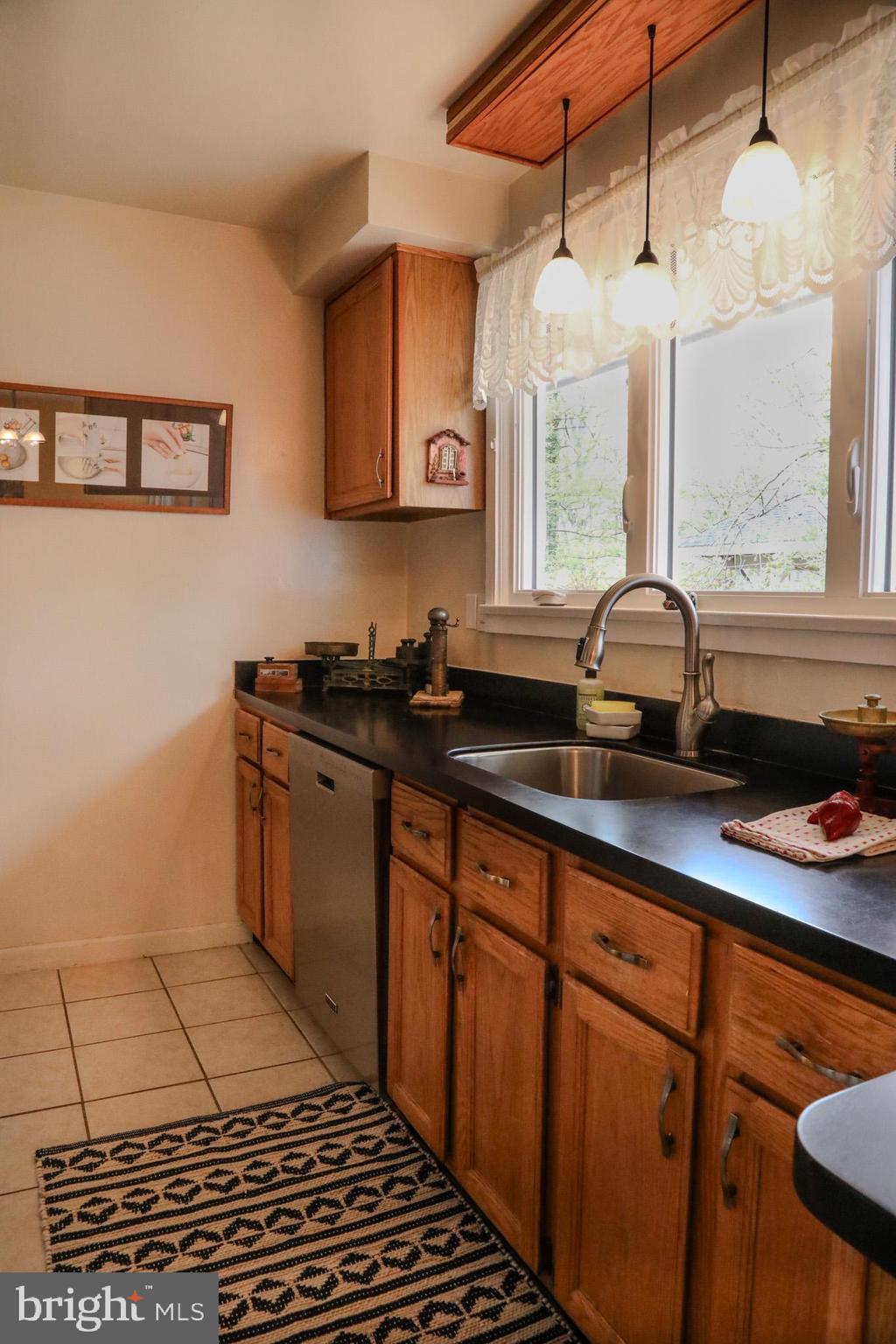 3134 Manor Road Falls Church, VA 22042 - Photo 13 of 45 Gallery Image 13