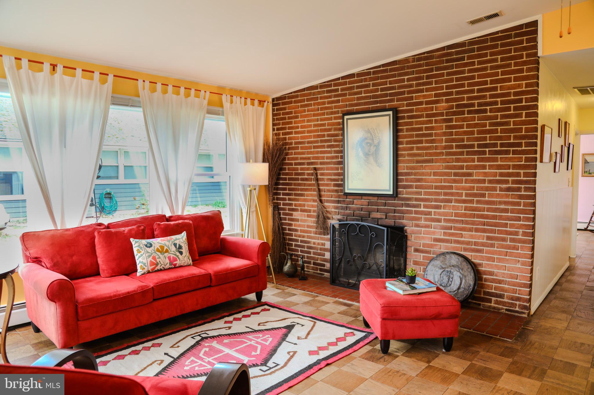 3134 Manor Road Falls Church, VA 22042 - Photo 8 of 45 Gallery Image 8