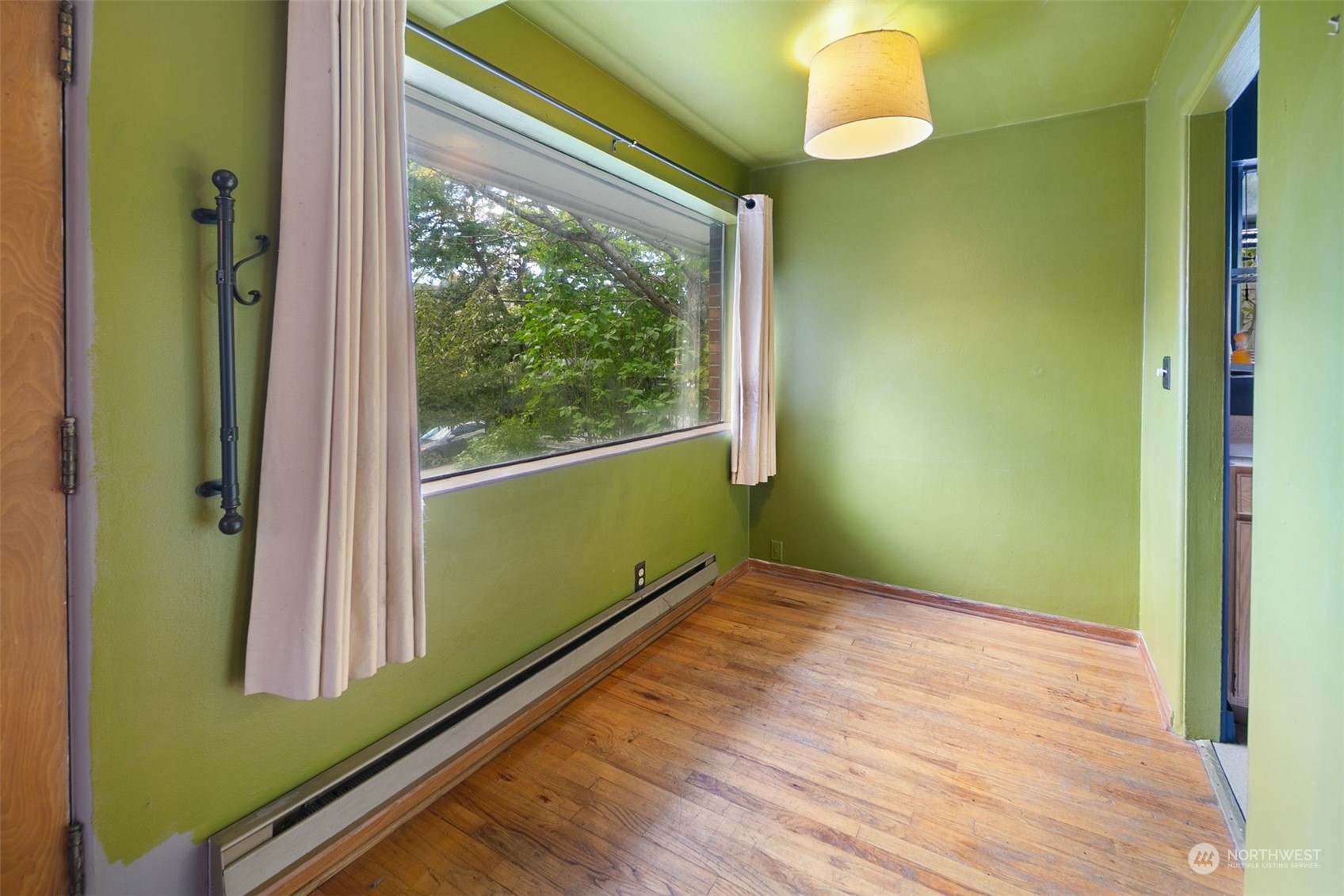 810 North 48th Street Seattle, WA 98103 - Photo 8 of 26 Gallery Image 8