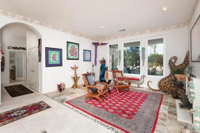 $750,000 | Undisclosed Address, Bakersfield, CA 93312