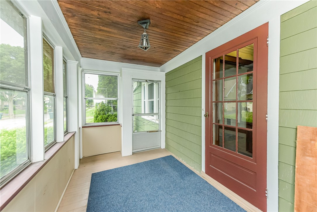 172 Bedford Street Rochester, NY 14609 - Photo 4 of 36